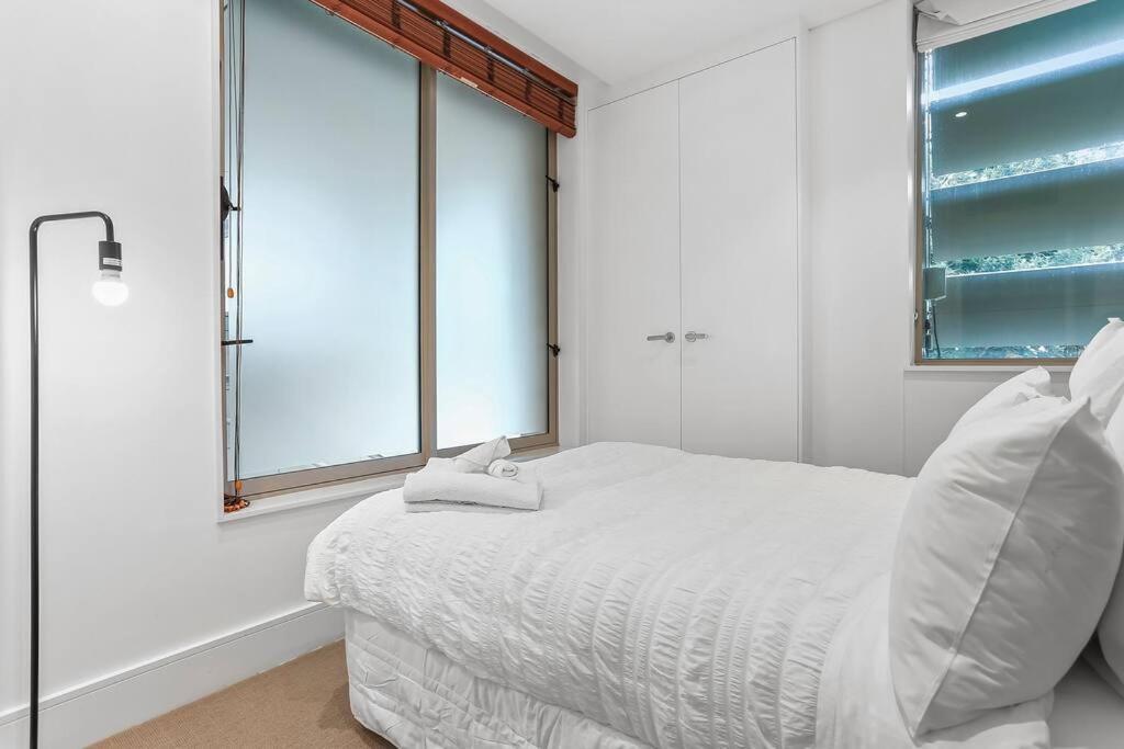 Apartament Elegant & Sunny Living With Stunning Marina Views Auckland Zewnętrze zdjęcie