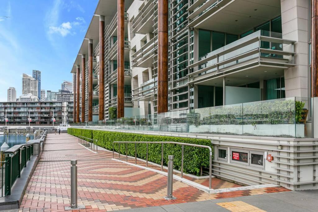 Apartament Elegant & Sunny Living With Stunning Marina Views Auckland Zewnętrze zdjęcie